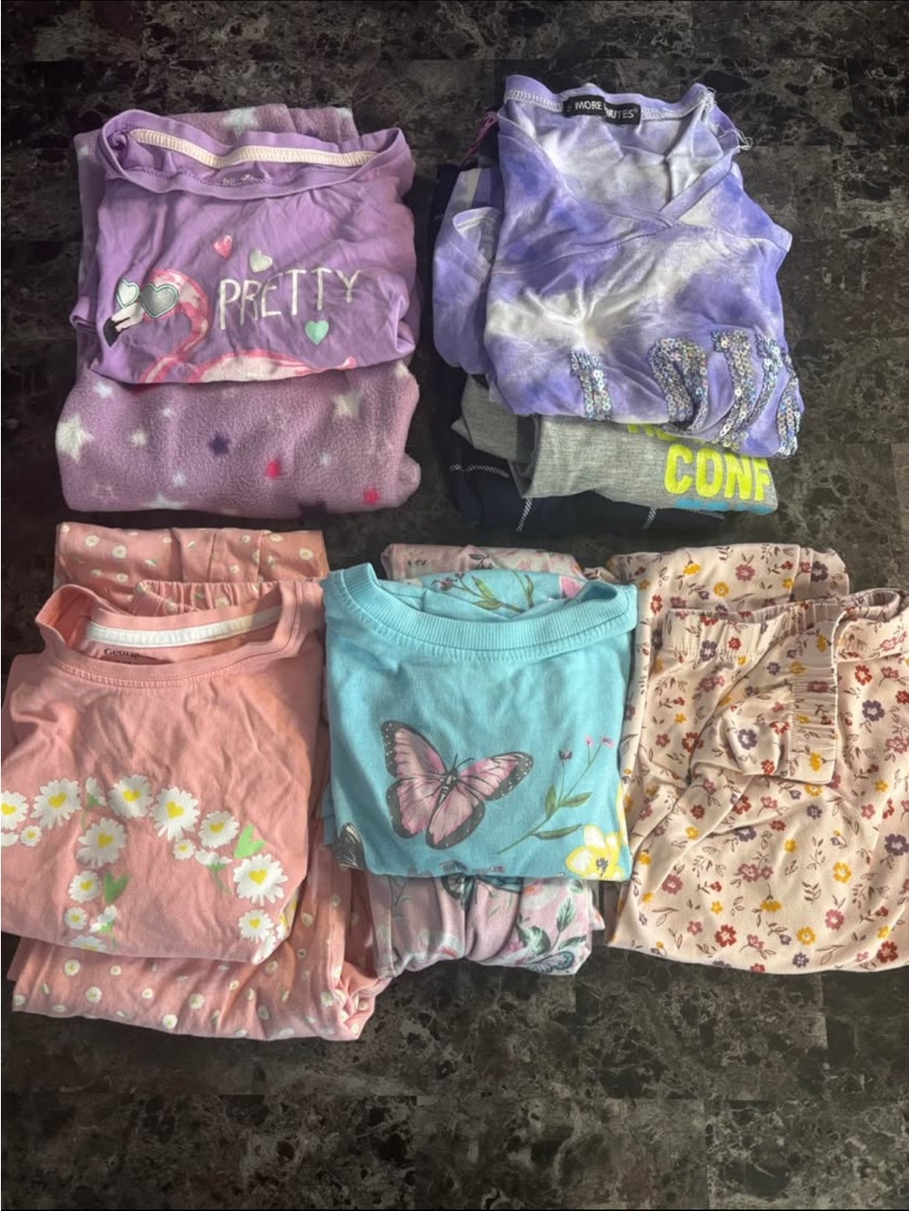 Girls' Mixed Color Pajama Set - Assorted Prints